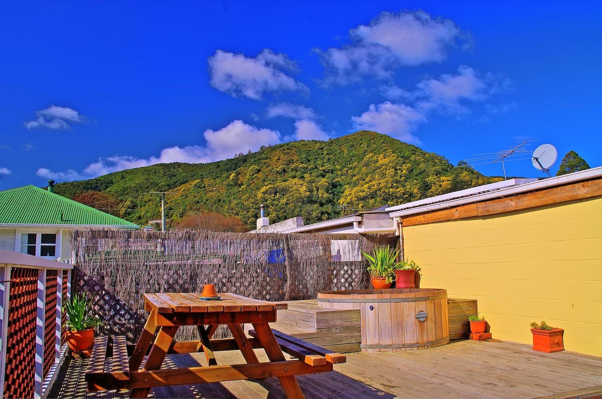 Sequoia Lodge Backpackers Picton Exterior foto