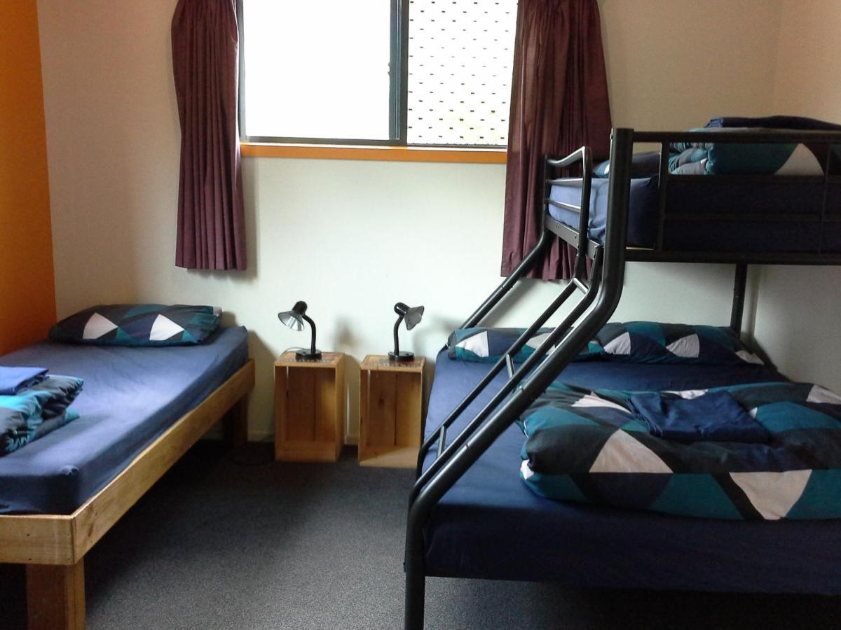 Sequoia Lodge Backpackers Picton Exterior foto